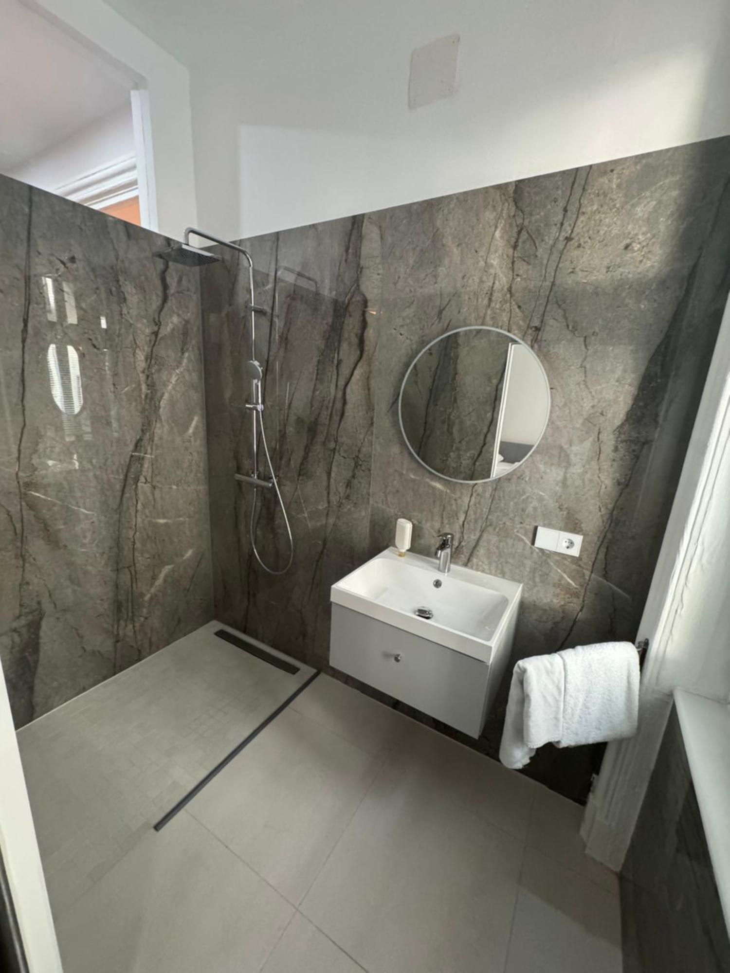 Luxurious Apartment In The Centre Of Bécs Kültér fotó