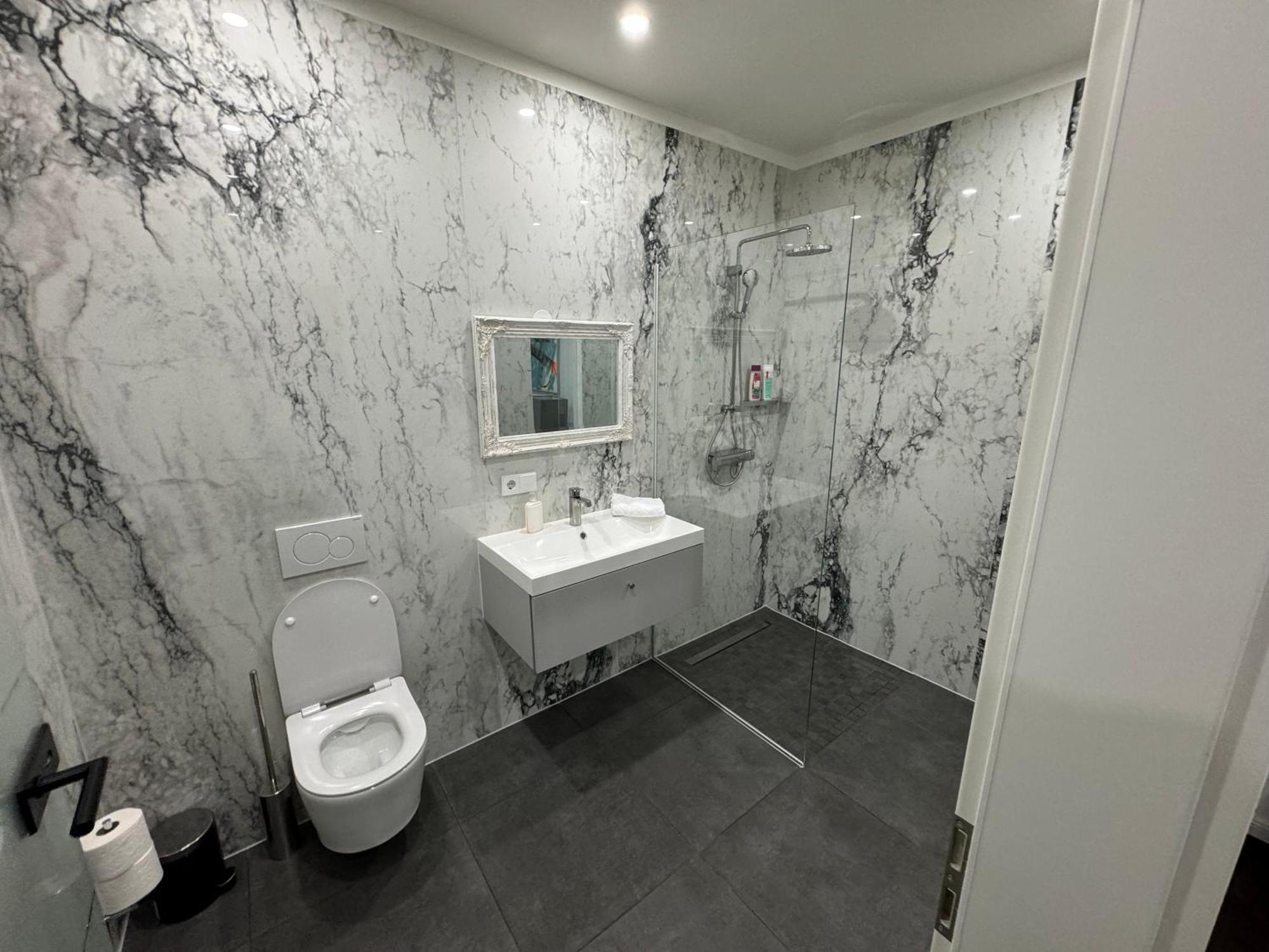 Luxurious Apartment In The Centre Of Bécs Kültér fotó